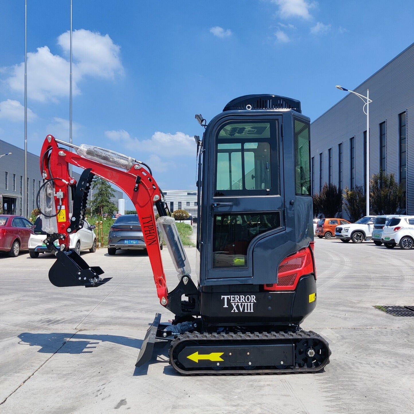 FREE SHIPPING 2 Ton New Mini Excavator, EPA certified USA KUBOTA Diesel Engine