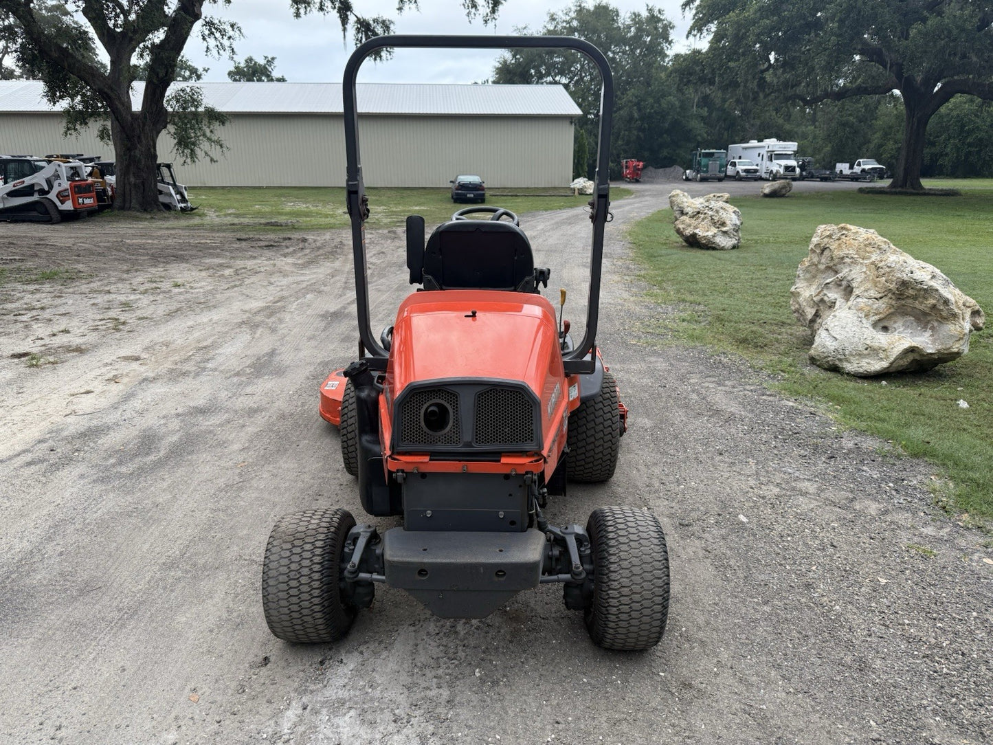 2019 KUBOTA F2960 FRONT MOUNTED MOWER - 4X4 - EXTRA HEAVY DUTY COMMERCIAL MOWER!