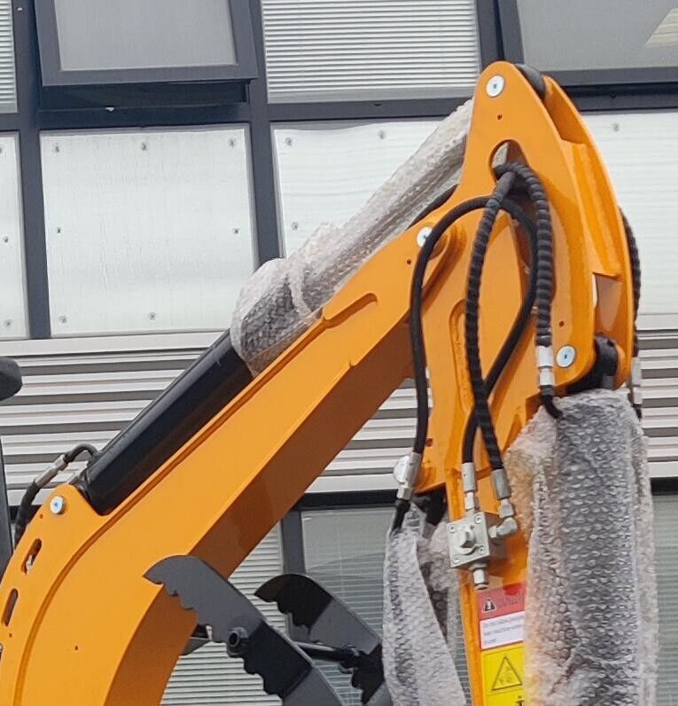 FREE SHIPPING 2025 2 Ton New Mini Excavator EPA certified USA KUBOTA Diesel D902