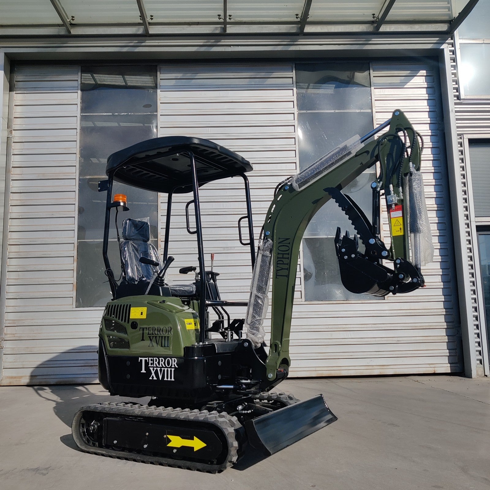KUBOTA D902 Diesel 4,000 lbs Mini Hydraulic Excavator Crawler Digger USA STOCK