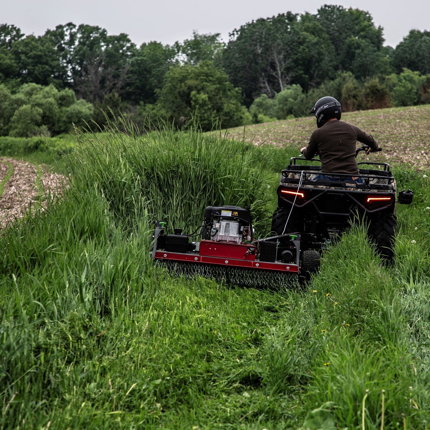 Earthquake Acreage Tow-Behind Rough Cut Mower, 500cc Briggs & Stratton Engine