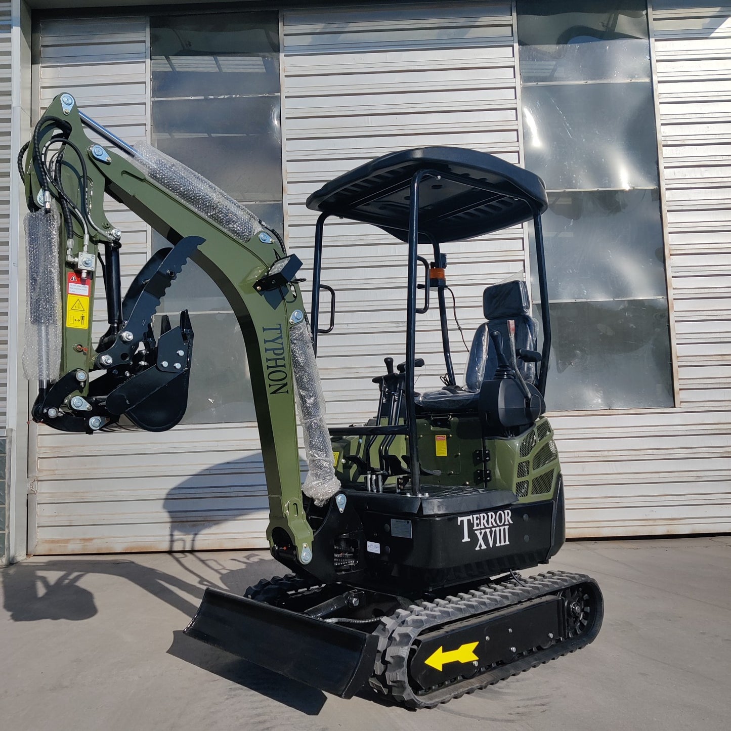 KUBOTA D902 Diesel 4,000 lbs Mini Hydraulic Excavator Crawler Digger USA STOCK