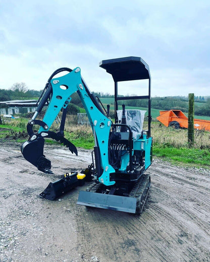 2025 LE0.8 Mini Digger - Swing Boom,3 Buckets, mechanical Thumb,No VAT Required