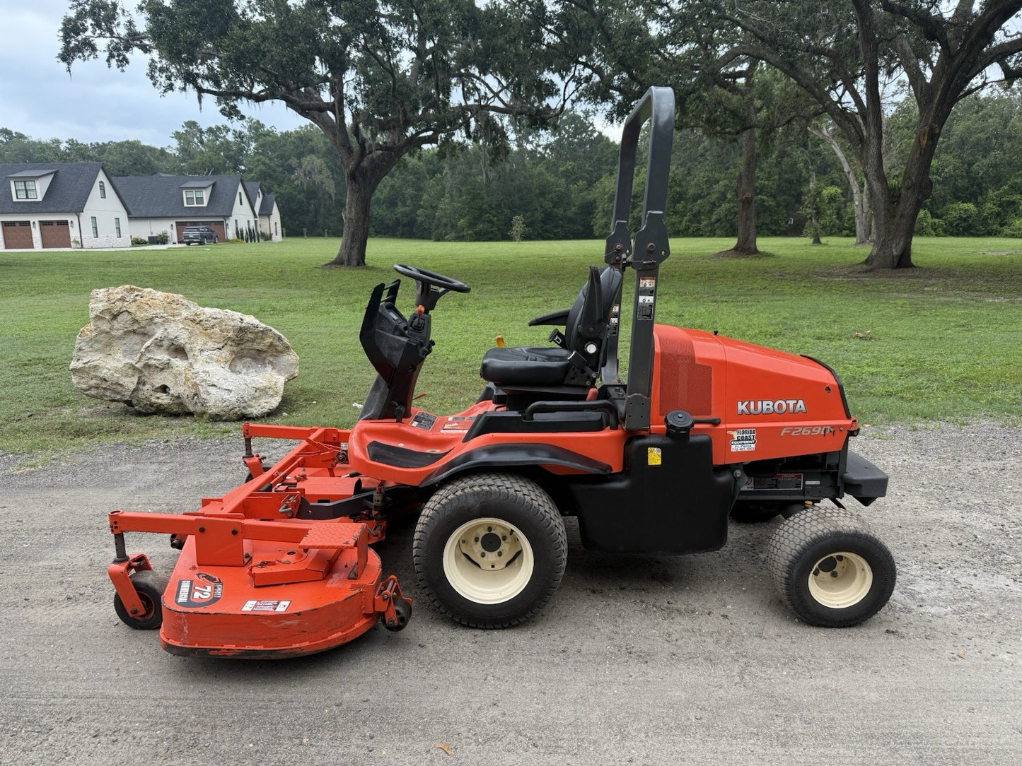2019 KUBOTA F2960 FRONT MOUNTED MOWER - 4X4 - EXTRA HEAVY DUTY COMMERCIAL MOWER!